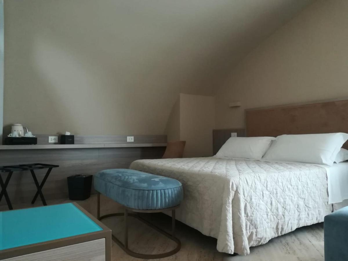 Europa Hotel Vasto Esterno foto